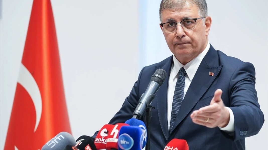 izmirde-grev-sonrasi-kriz-buyuyor-cemil-tugaydan-carpici-butce-aciklamasi-1.jpeg