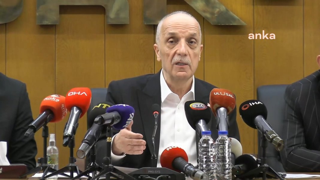 600-bin-kamu-iscisini-ilgilendiren-teklifte-kriz-turk-is-bu-rakam-kabul-edilemez-grev-kapida-2.jpeg