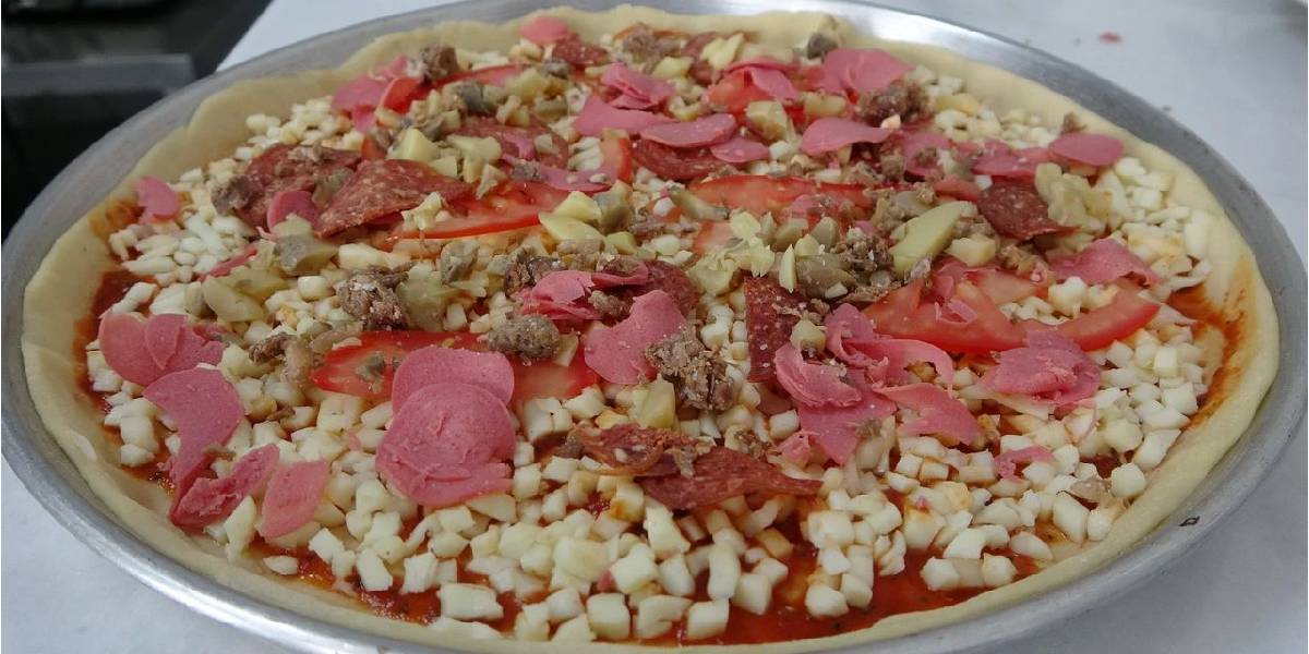 malatyada-uretilen-ince-hamurlu-pizzalar-buyuk-ilgi-goruyor-2.jpg
