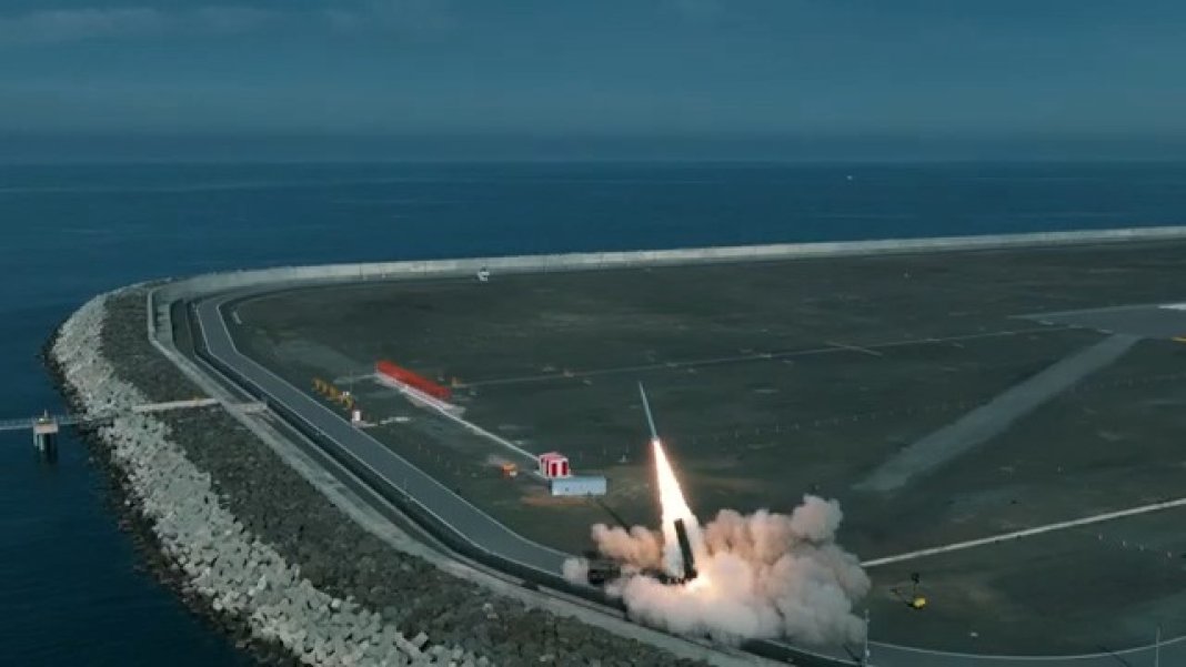 iran-israil-savasi-sonrasi-o-video-patladi-turkiyenin-celik-yumrugu-tayfun-fuzesi-sosyal-medyayi-salladi-iste-o-nokta-atisi-2