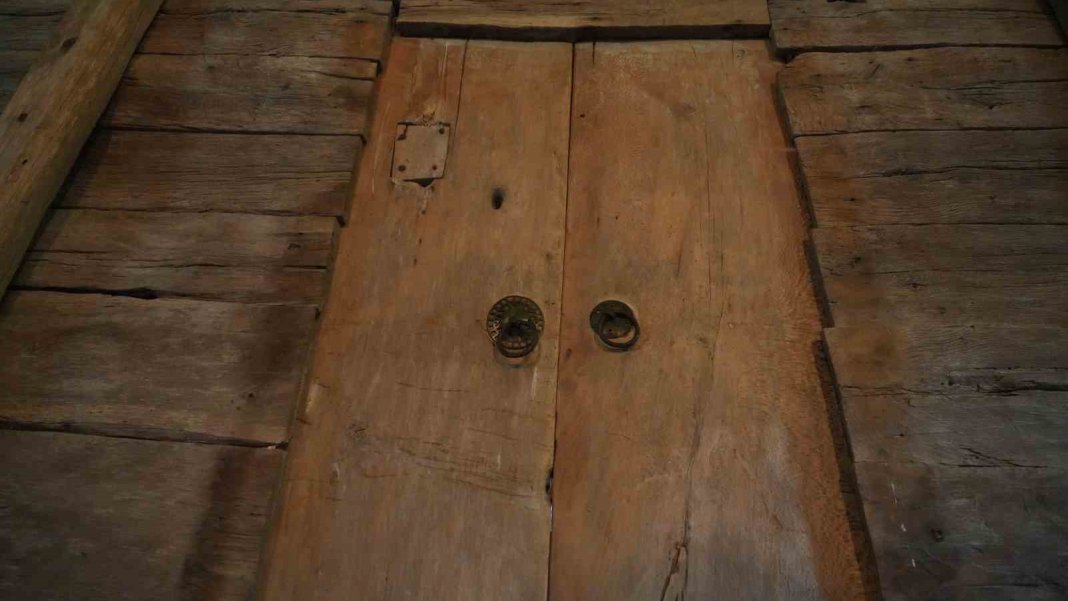 kocaelideki-710-yillik-mucize-civisiz-insa-edilen-isikli-cami-gorenleri-hayran-birakiyor-7.jpg