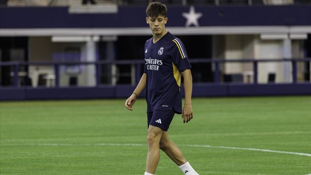 emre-belozoglundan-fenerbahce-ve-atletico-madride-dair-dikkat-ceken-aciklamalar-2.jpg