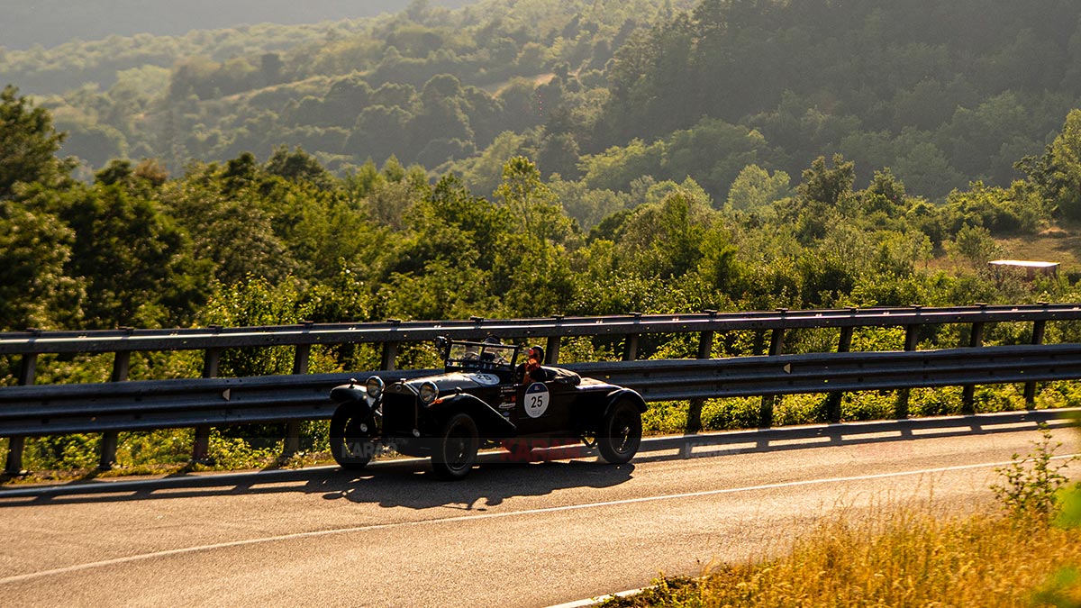 1000-miglia-dorduncu-gun-klasik-manzara-2.jpg