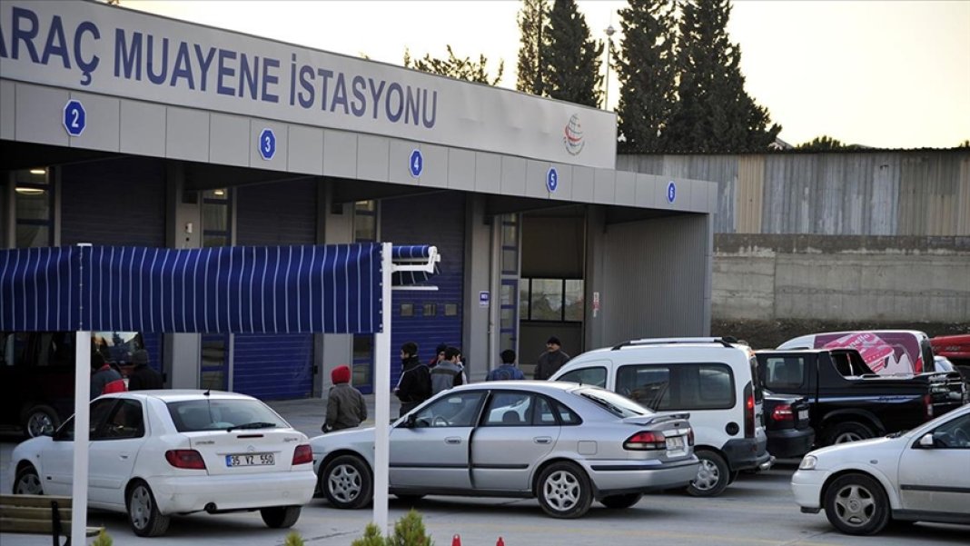 arac-sahipleri-dikkat-tesk-baskani-isyan-etti-arac-muayenesi-yapacaklar-bu-ucreti-gozden-kacirmayin-2.jpg