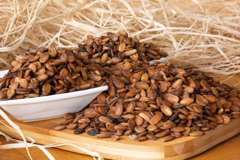 karpuz-cekirdek-1-kg-islak-0ee411.jpg