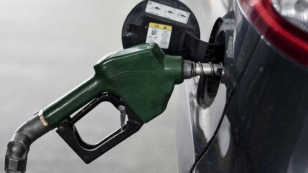 son-dakika-arac-sahiplerine-nihayet-mujde-motorine-dev-indirim-geliyor-iste-yeni-fiyati-1.jpg