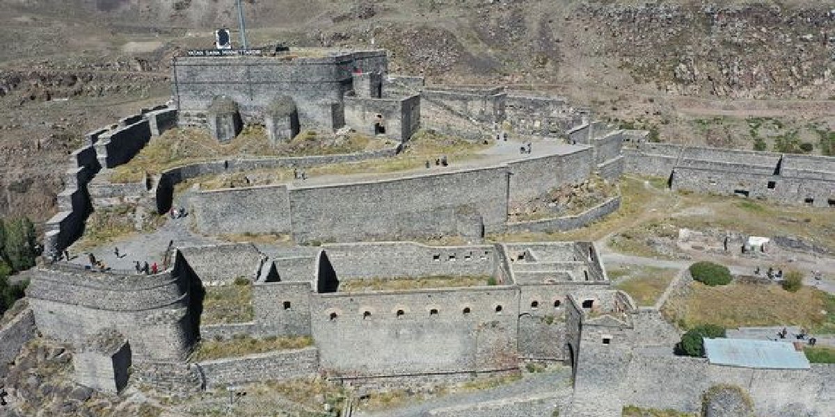 kars-kale-havadan.jpg