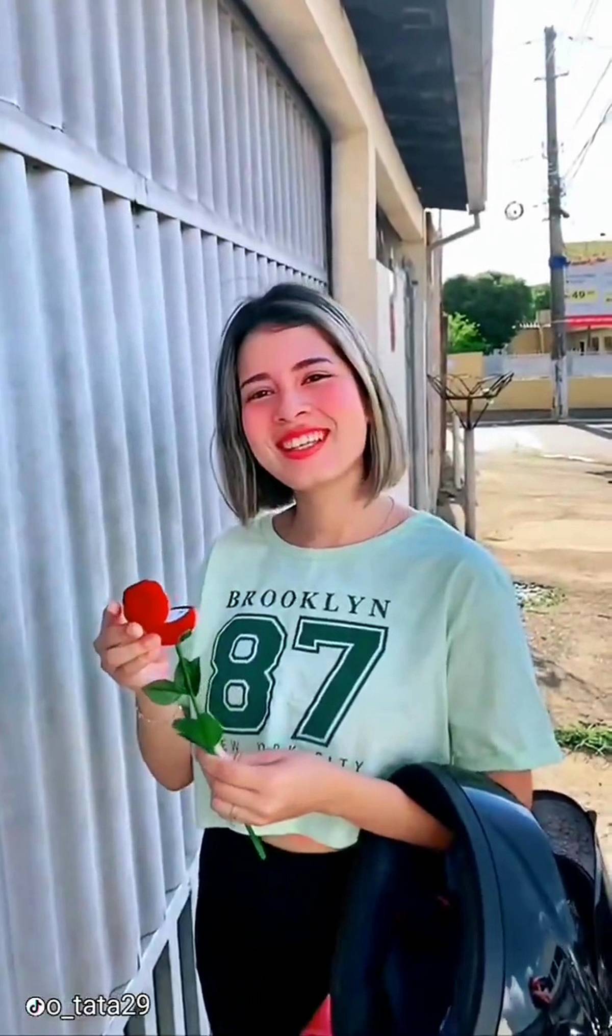 otobuste-ask-videosu-14