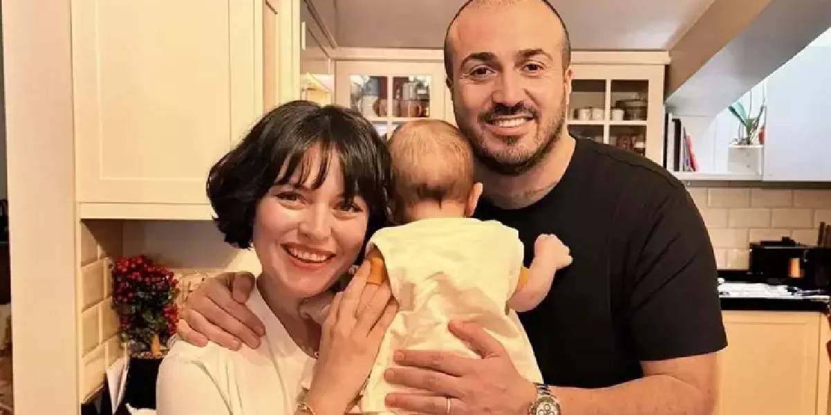 ezgi-mola-ve-mustafa-aksakalli-2