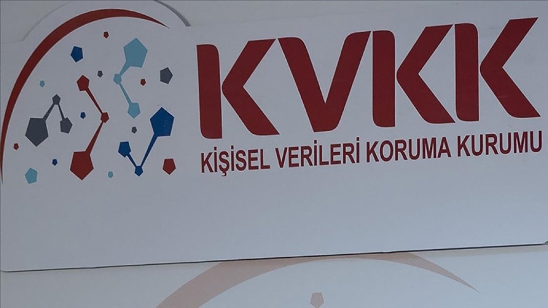 kvkkdan-milyonlari-ilgilendiren-flas-karar-sms-koduyla-reklam-izni-alma-devri-resmen-bitti-1