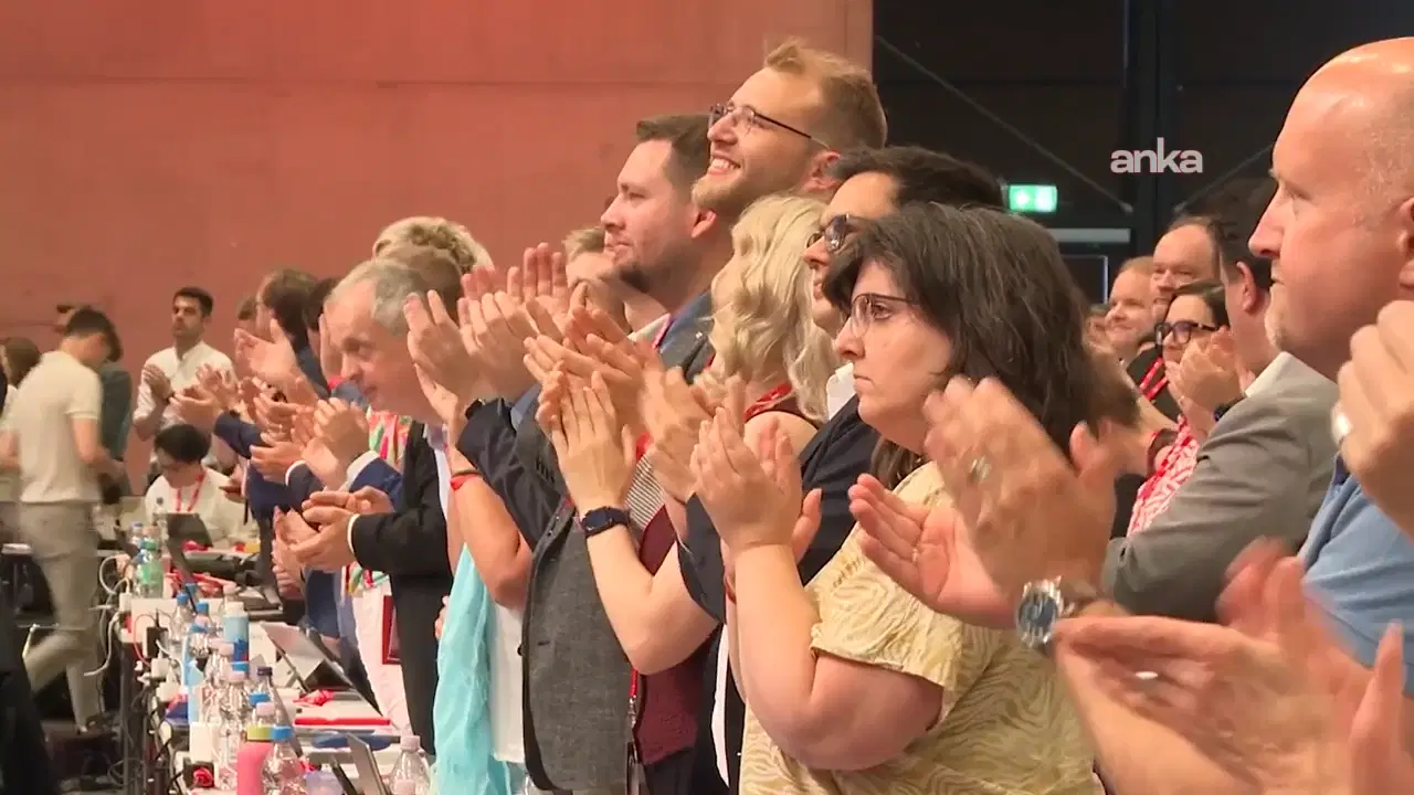 b163ff14-2567-4051-95e1-dbb2f1c35859