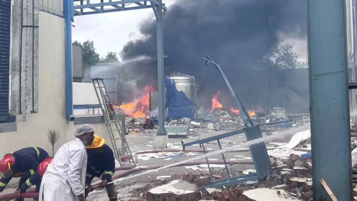 hindistanda-reaktor-fabrikasinda-patlama