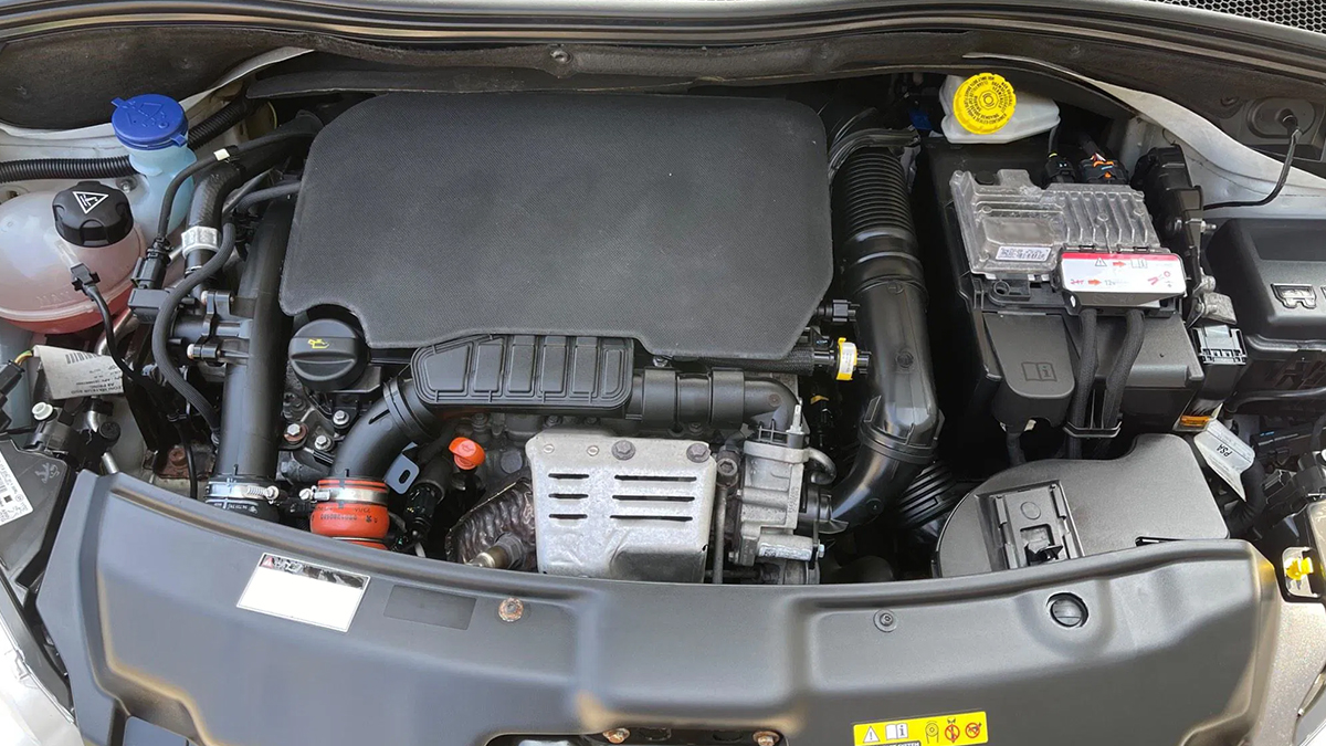 1-2-puretech-benzinli-motor-kronik-sorunlari-neler.jpg