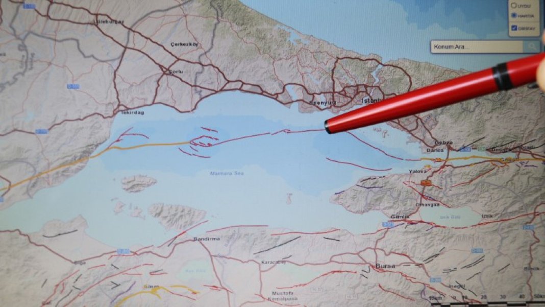 6-subat-depremi-tahmini-ile-gundem-olmustu-gemlik-depremi-sonrasi-2-bolgeyi-isaret-etti-6-8-buyuklugune-kadar-cikabilir-2