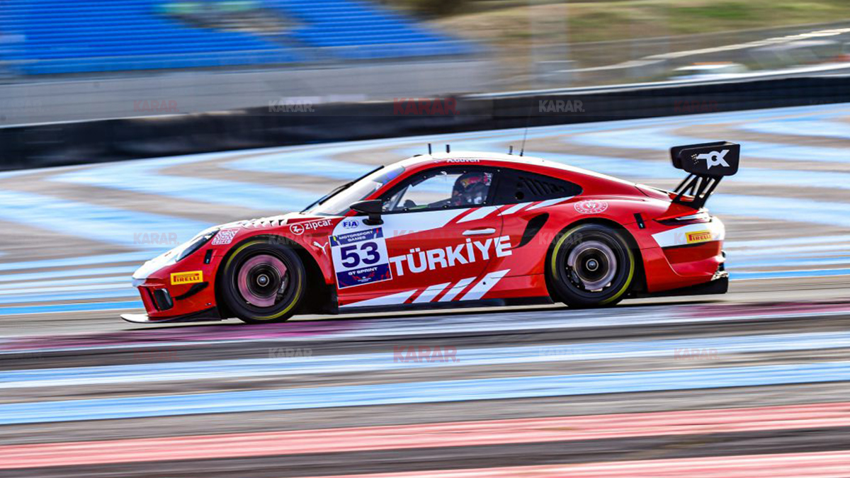 ayhancan-guven-porsche-gt3-cup-istanbul-park-yaris-tosfed