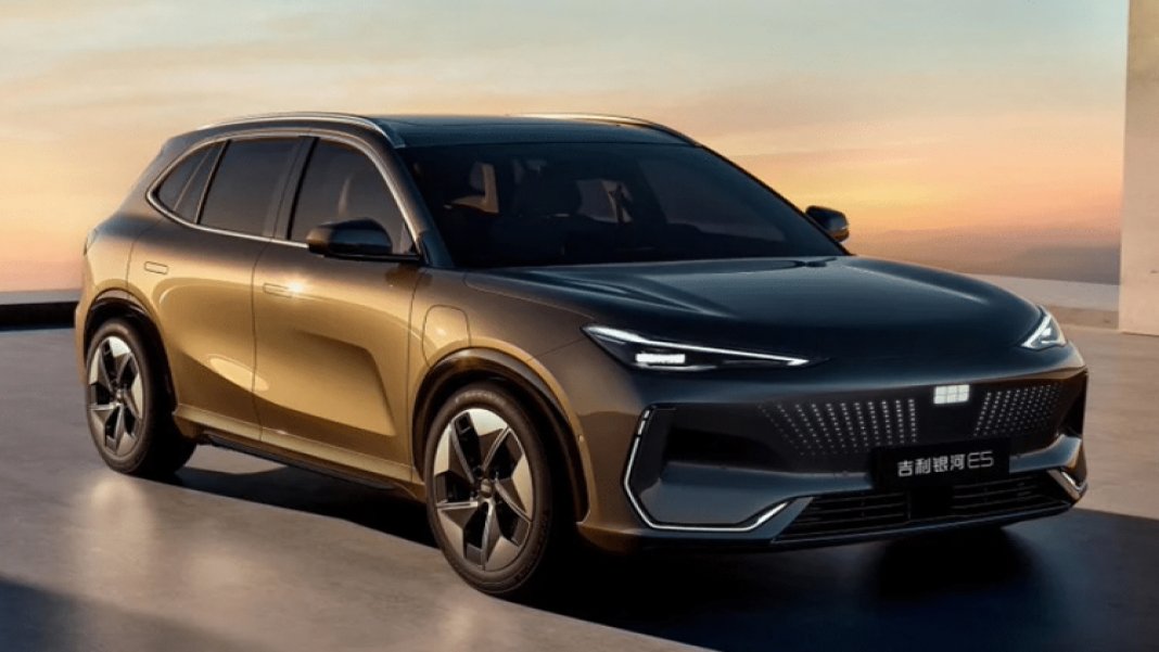 cinde-bydyi-bitiren-o-otomobil-avrupaya-geldi-atto-3-katili-satisa-cikti-iste-turkiyeye-girisinin-sifresi-5