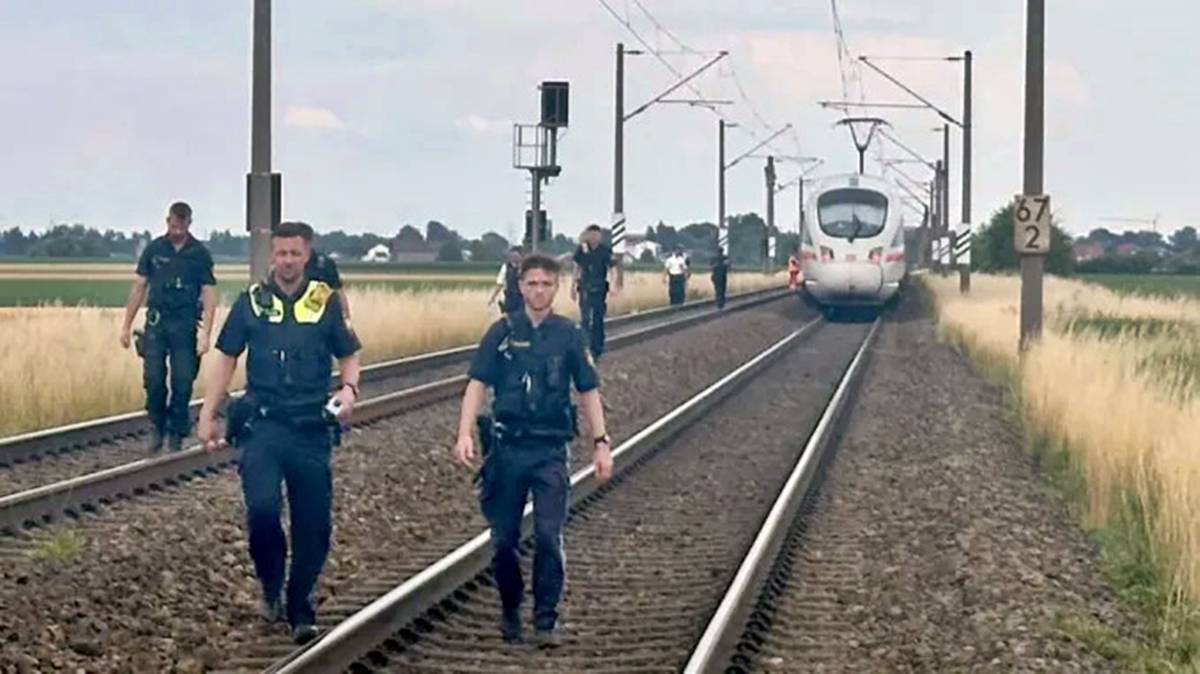 almanya-ice-treni-baltali-saldiri-suriyeli-gocmen