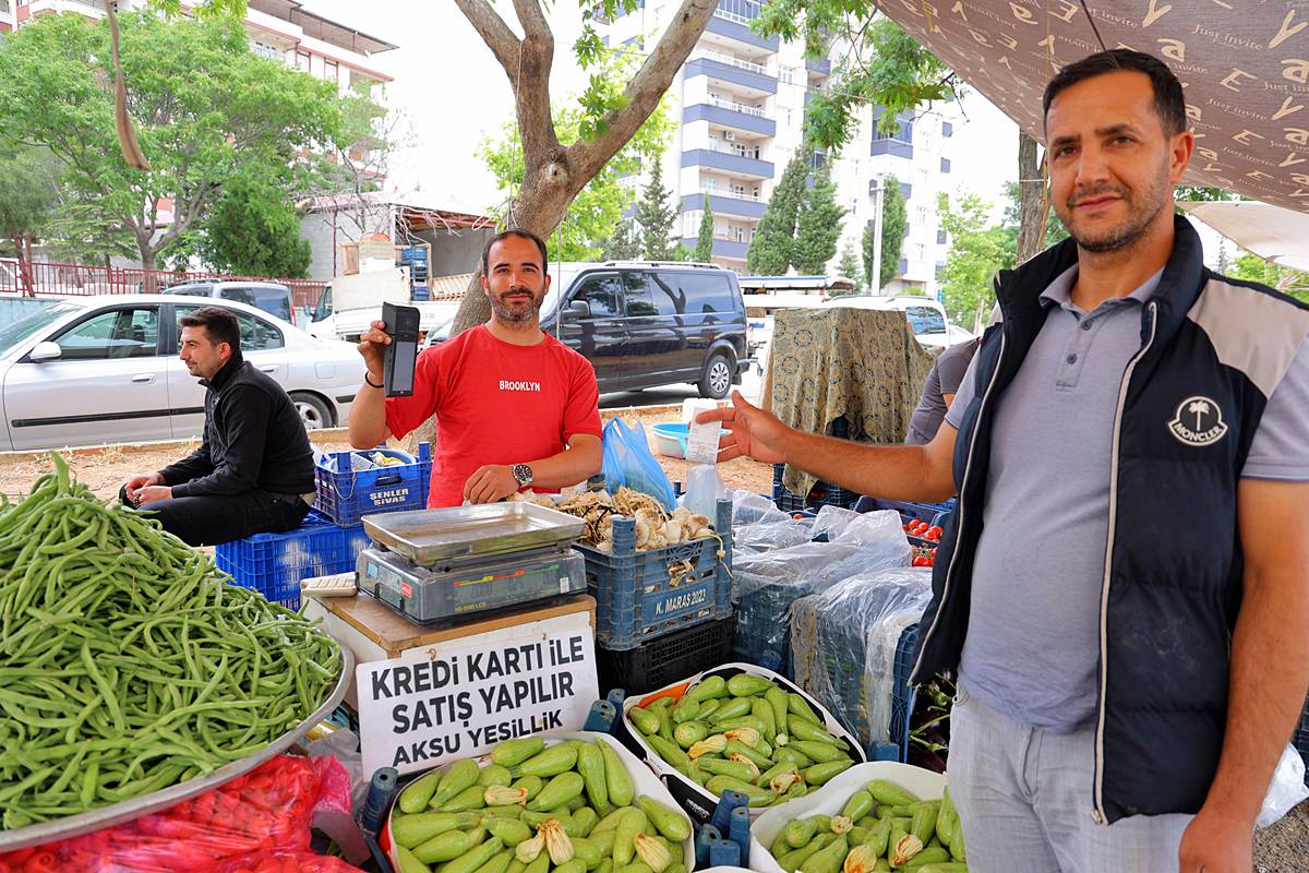 pazarda-kredi-kartiyla-odeme-yapiliyor-mu-1