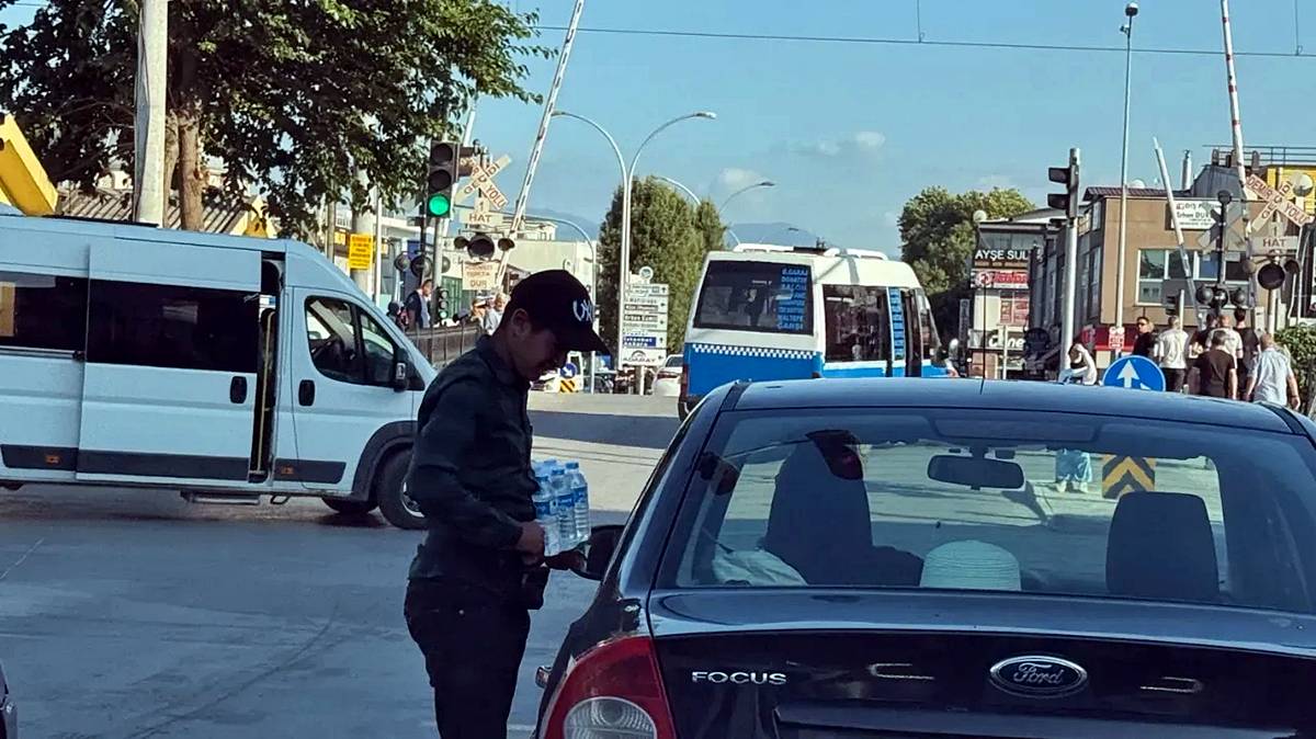 sakarya-metrobus-guzergah-degisecek-mi-nereden-geciyor-sefer-saatleri-1.jpg