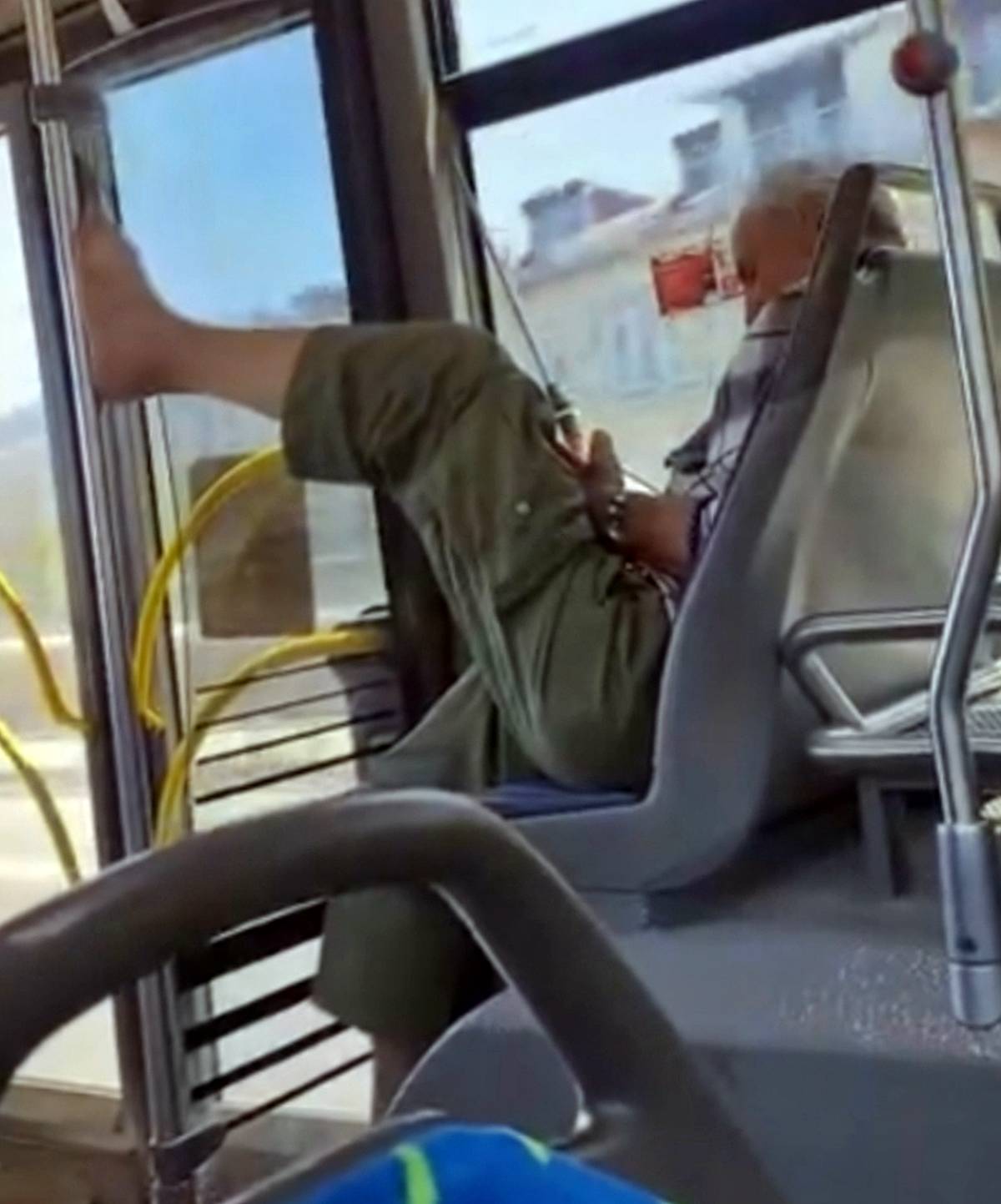 otobuste-taskinlik-yapanlar-1