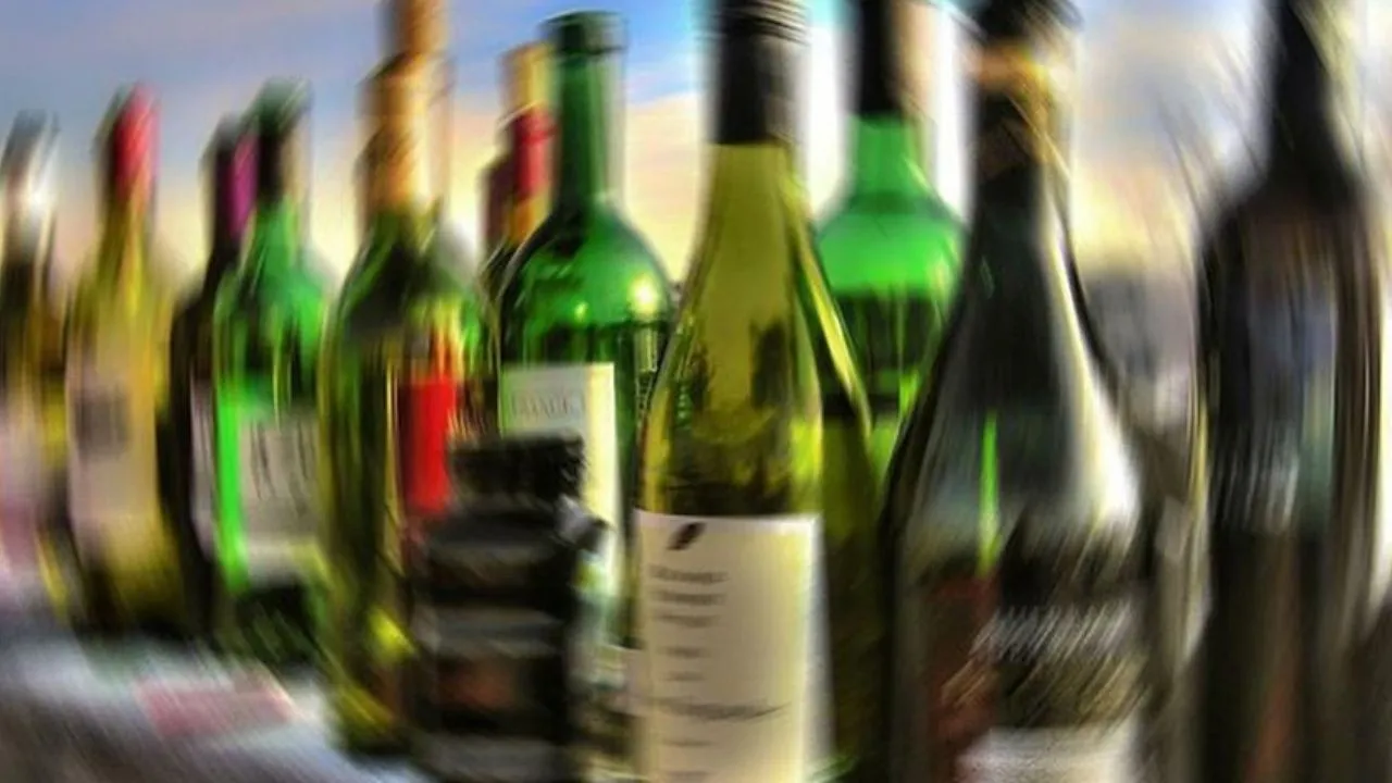 alkollu-iceceklere-vergi-zammi-vurdu-magazalarda-etiketler-yenilendi-ceix-cover-jpg