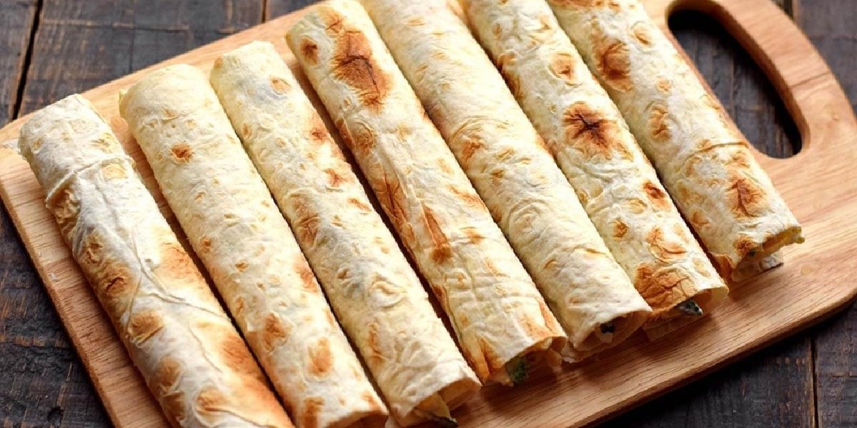 peynirli-yumurtali-rulo.jpg