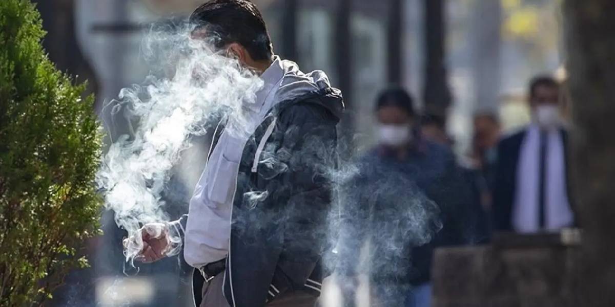 kamuya-acik-alanlarda-sigara-icme-yasagi-1