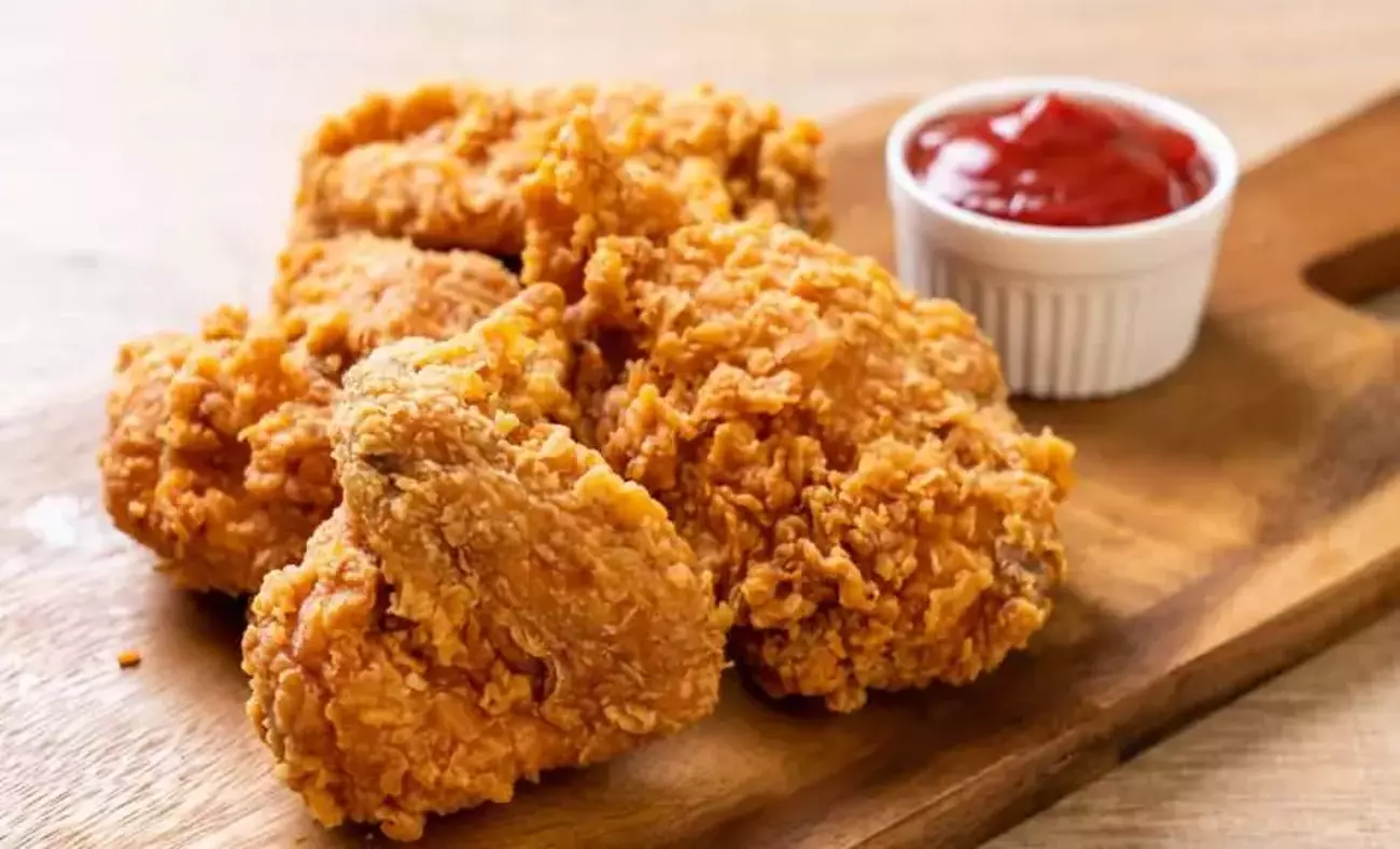 tarifi-rekor-kiran-kfc-tavuk-evde-nasil-yapilir-en-kolay-kfc-tavuk-yapmanin-puf-notkalari-1619908640-4391