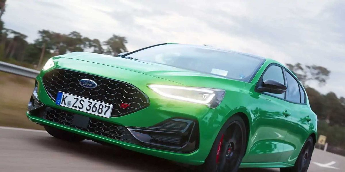 ford-focus-st.jpg