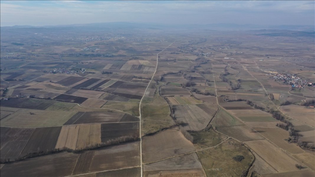 tarlasi-bos-duranlar-dikkat-o-tarihten-itibaren-ekilmeyen-araziler-izinsiz-kiraya-verilecek-2