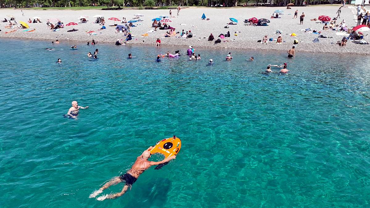 antalya-robot-cankurtaran-hangi-plajda-1