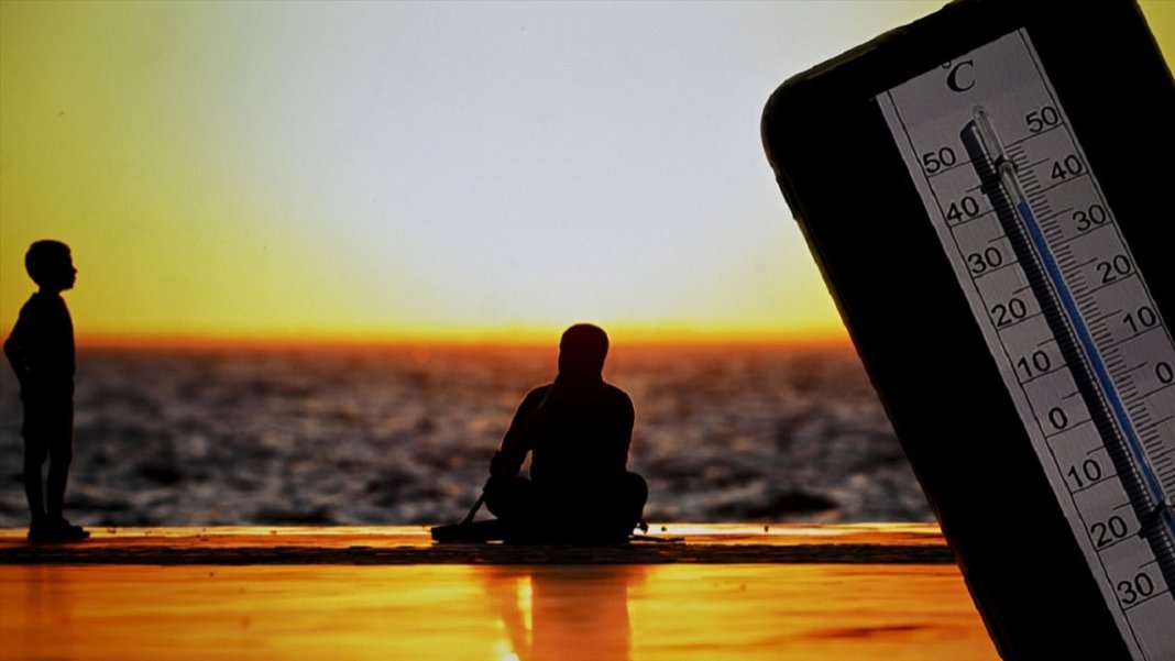 unlu-uzman-uyardi-turkiye-saunaya-donuyor-o-ilde-hissedilen-sicaklik-47-derece-olacak-disari-cikmayin-2