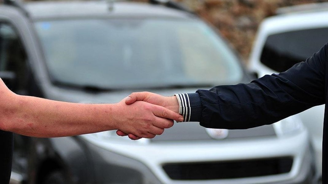 otomobilde-otv-depremi-usta-otomotivci-emre-ozpeynirci-acikladi-herkes-o-arabalara-kosacak-dobloya-yer-kalmayacak-1-001