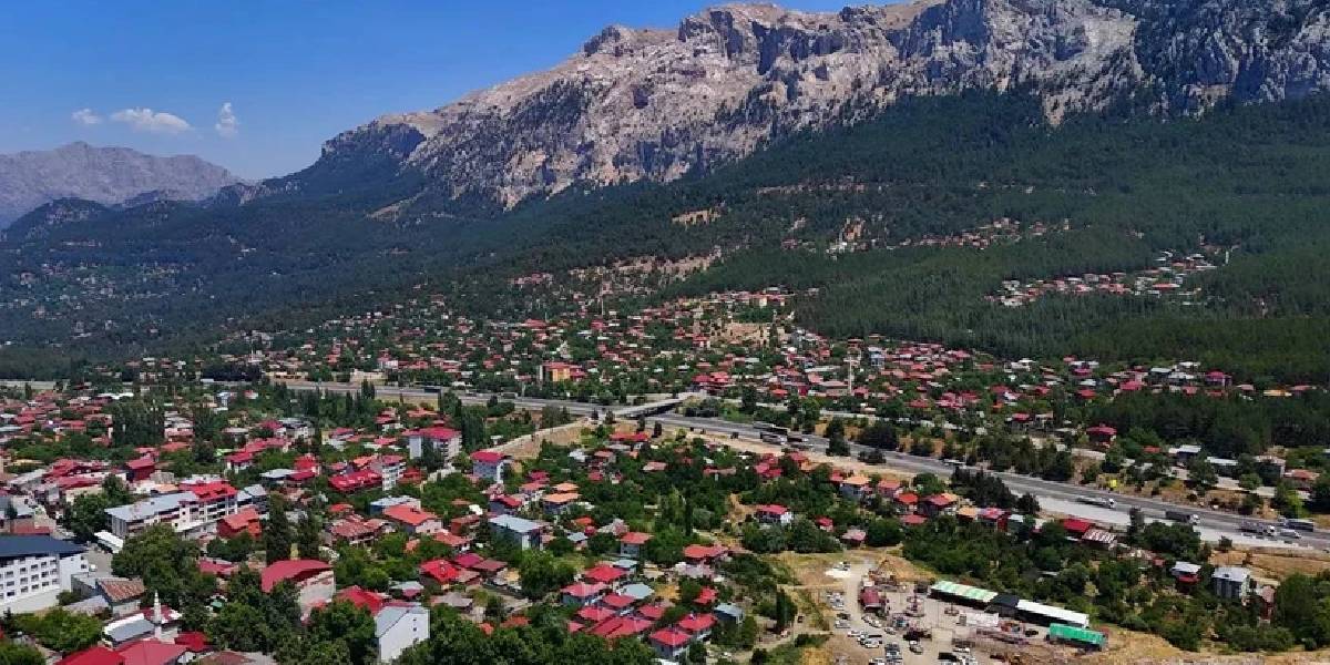 adanada-1.jpg