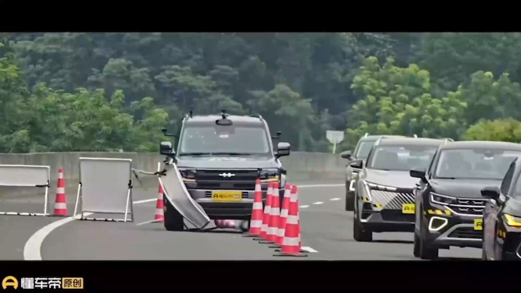 kendisi-durur-diye-sakin-guvenmeyin-tarihin-en-kapsamli-testi-otomobillerdeki-guvenlik-sistemleri-sinifta-kaldi-0