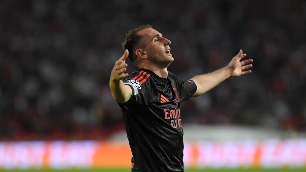 iddialar-ortaligi-karistirdi-besiktas-kerem-akturkogluna-yaptigi-teklif-gundeme-bomba-gibi-dustu-1