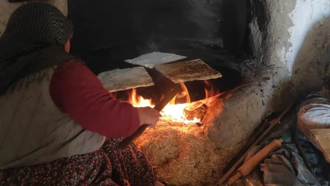 yozgatta-imece-usulu-yufka-acan-kadinlar-hem-kulturel-mirasi-yasatiyor-hem-de-aile-butcesine