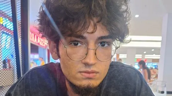 576x324-antalyada-dehset-gecesi-kontrolden-cikan-arac-arda-ozturku-hayattan-kopardi-1753790806015