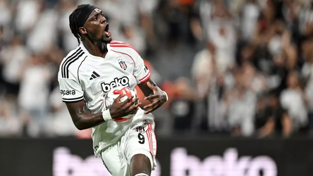 abraham-dan-shakhtar-donetsk-e-tepki-tur-bitmis-18881602-9553-amp-jpg-kopyasi