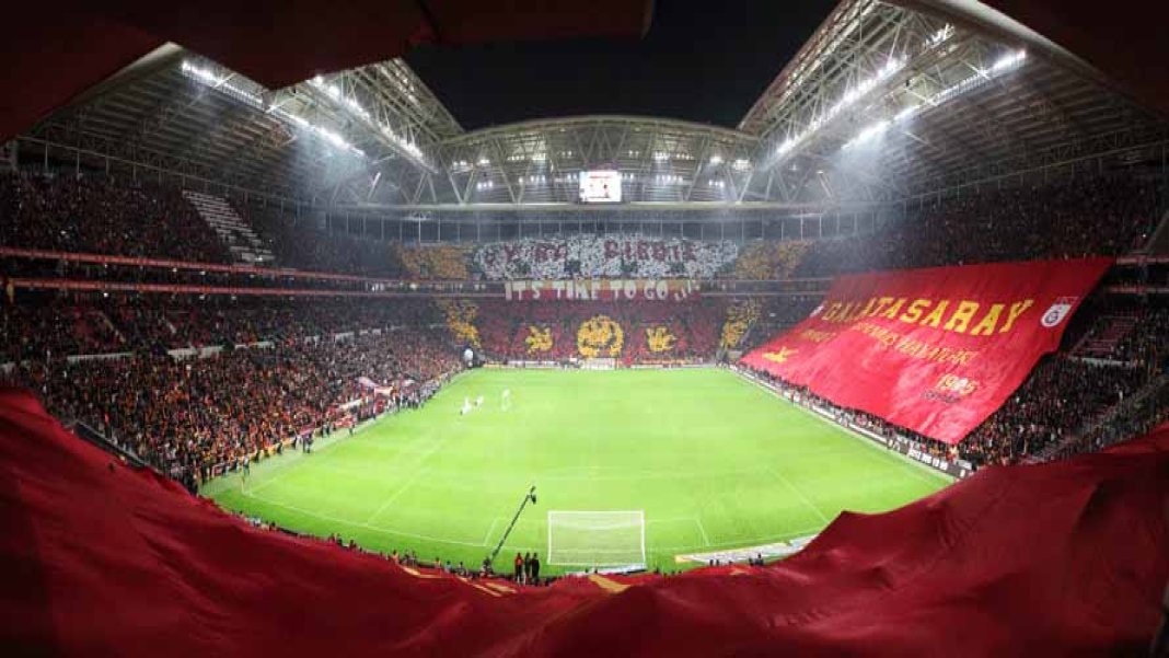 galatasaray-yine-tarih-yazdi-tarihte-bunu-basaran-ilk-turk-takimi-oldu-1