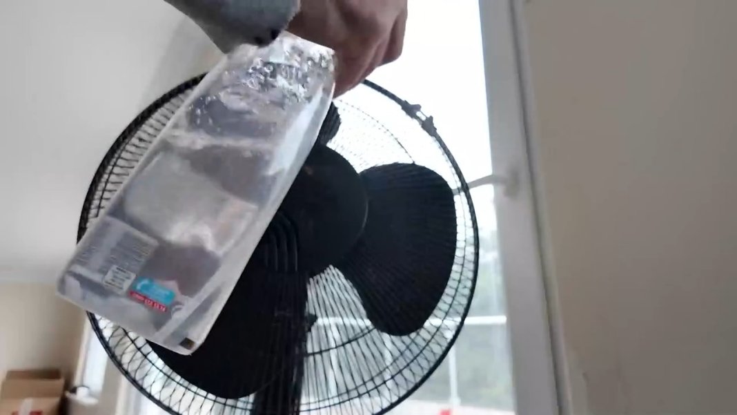 vantilator-temizliginde-poset-yontemi-viral-oldu-sokmeden-ugrasmadan-5-dakikada-piril-piril-3-001