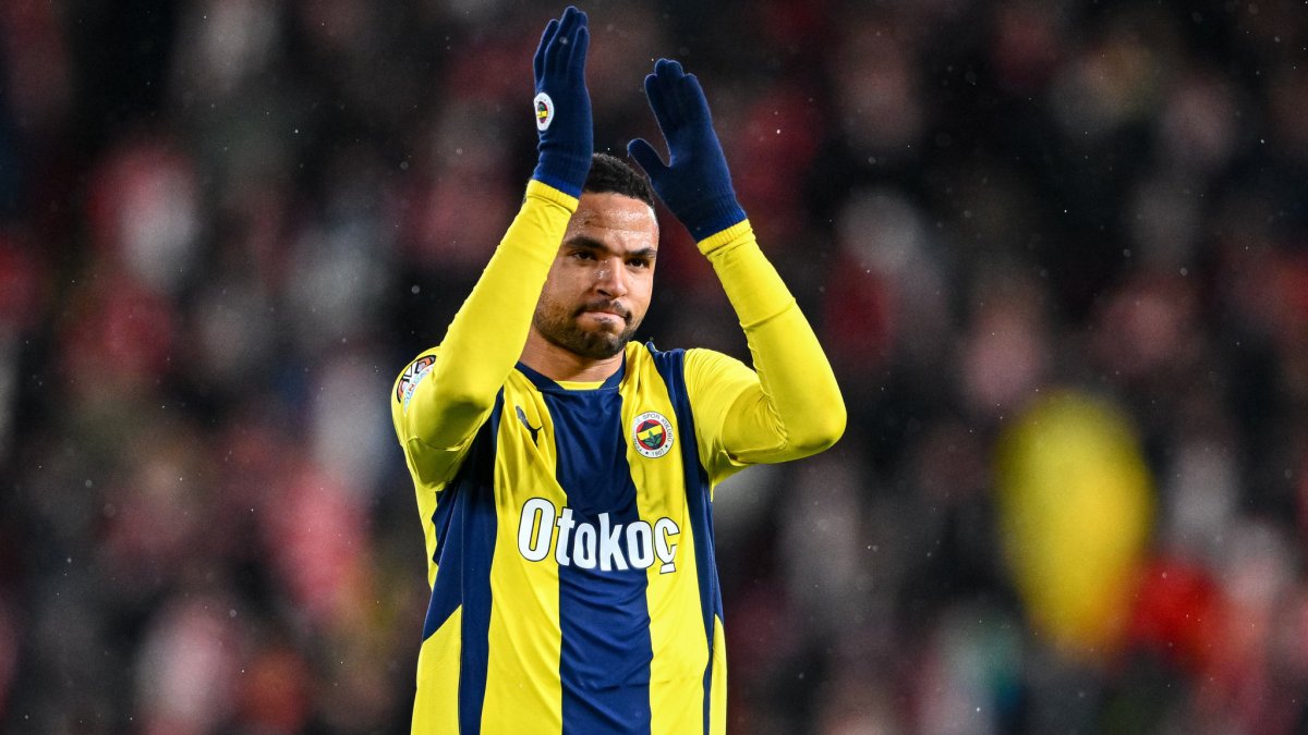 rekor-teklif-gelmisti-en-nesryrinin-fenerbahcedeki-gelecegi-belli-oldu-1732907179592