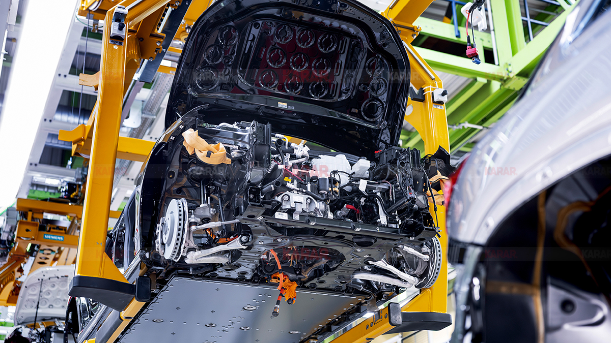 mercedes-yeni-cla-eq-uretim-hatti