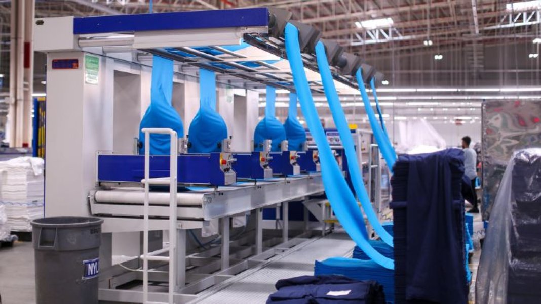 kanadali-tisort-devi-gildan-activewear