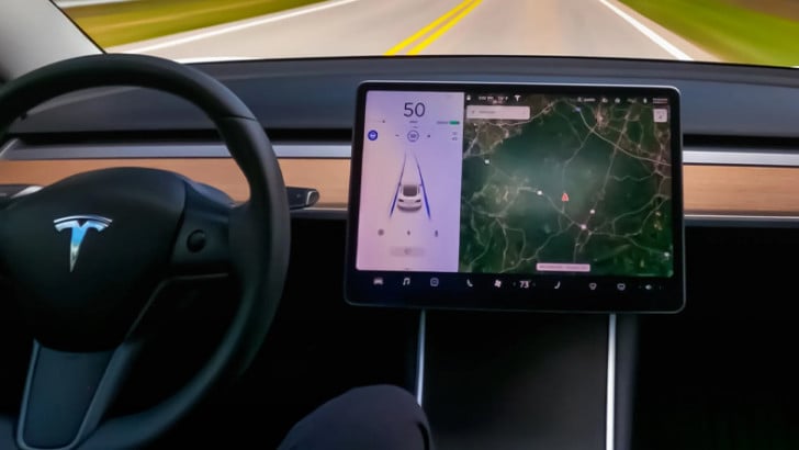 tesla-premium-baglanti-turkiye-fiyati-aciklandi-1700559200