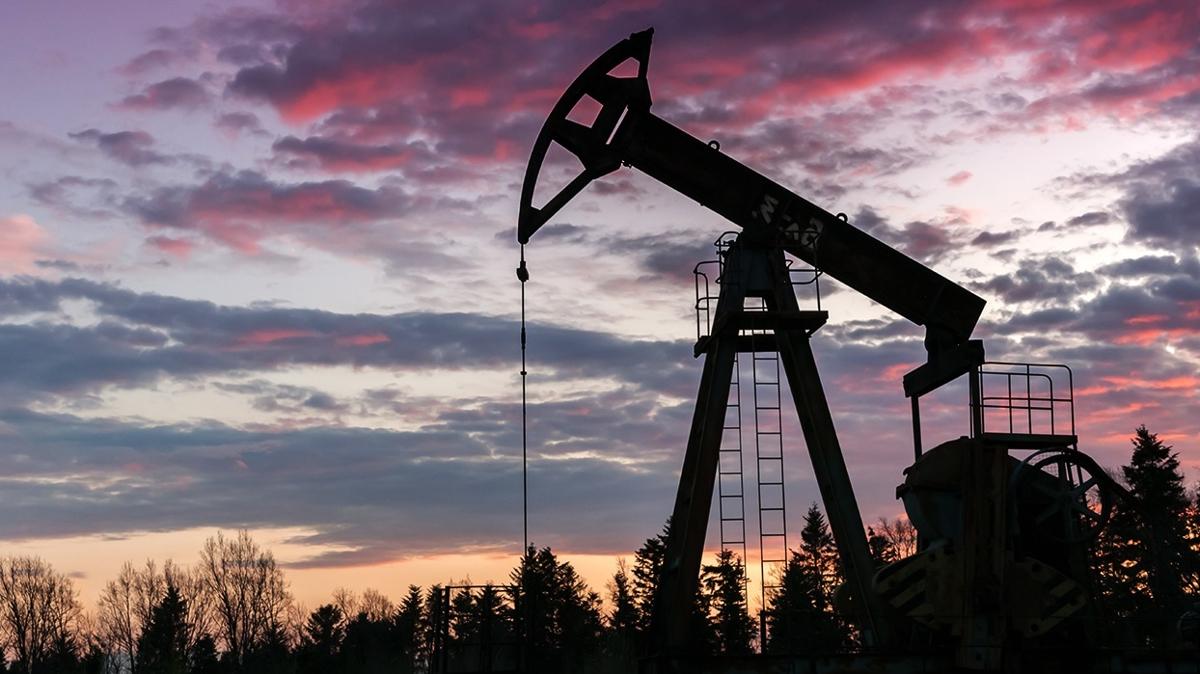 t25-milyonlarca-ton-kaya-petr-994