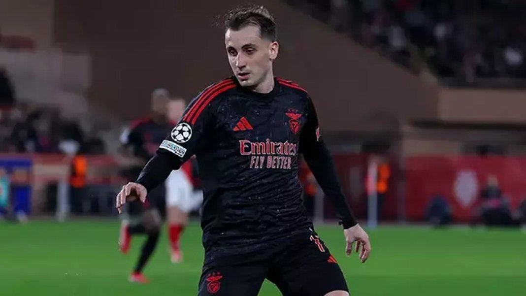 kerem-akturkoglu-transferinde-sok-gelisme-benfica-hocasi-acikladi-fenerbahce-hayalleri-sona-mi-eriyor-jpg-1