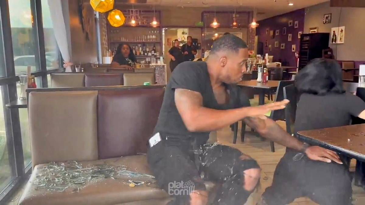 hamburger-yerken-araba-carpti-3