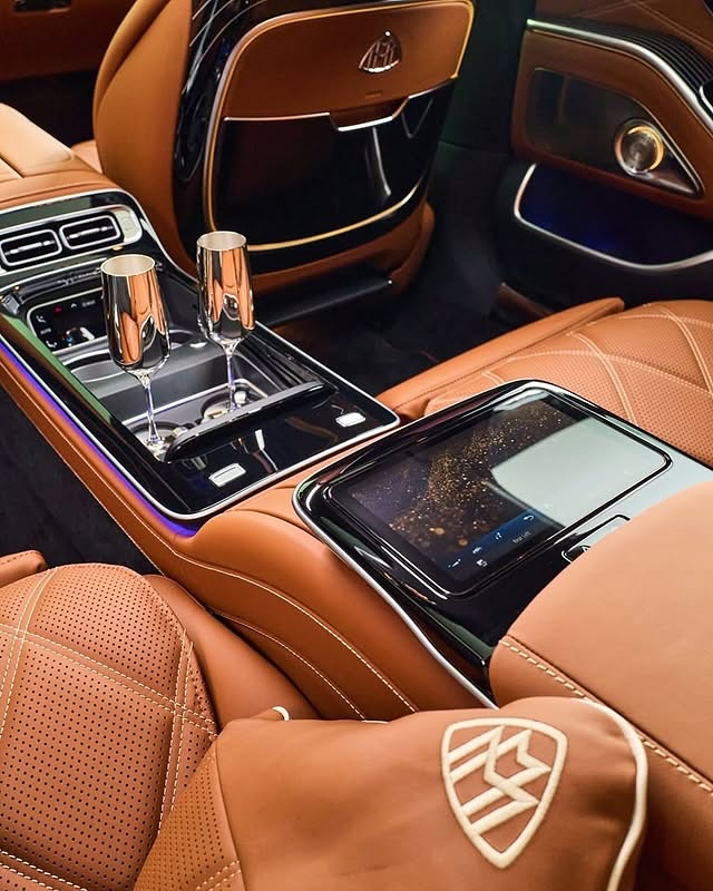 mercedes-ozel-seri-emerald-yesil-maybach-cikardimercedes-luksun-sinirlarini-zorlayan-maybach-s-1