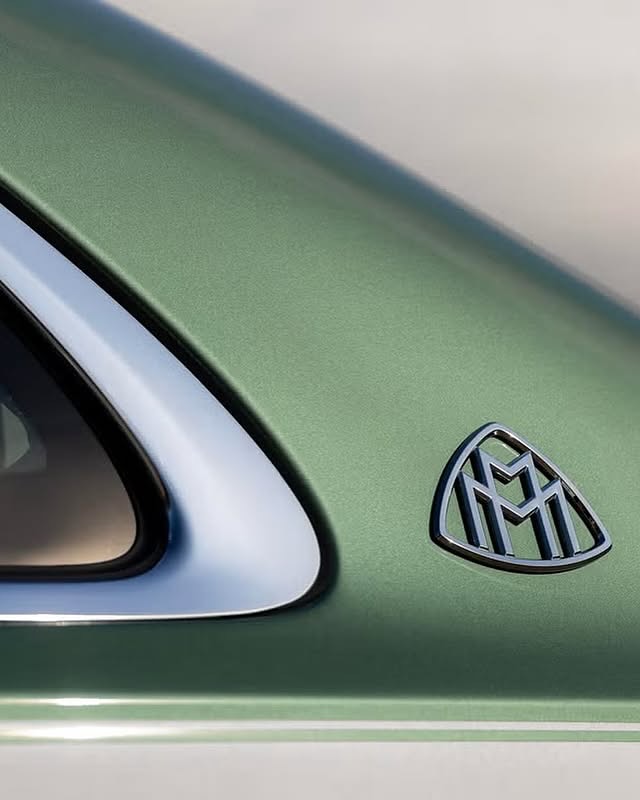 mercedes-ozel-seri-emerald-yesil-maybach-cikardimercedes-luksun-sinirlarini-zorlayan-maybach-s-4